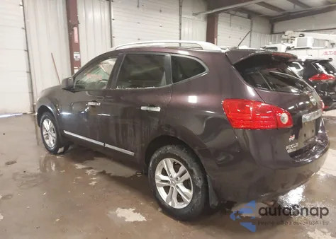 2015 Nissan Rogue Select S z USA, uszkodzony, nr VIN JN8AS5MV8FW769910